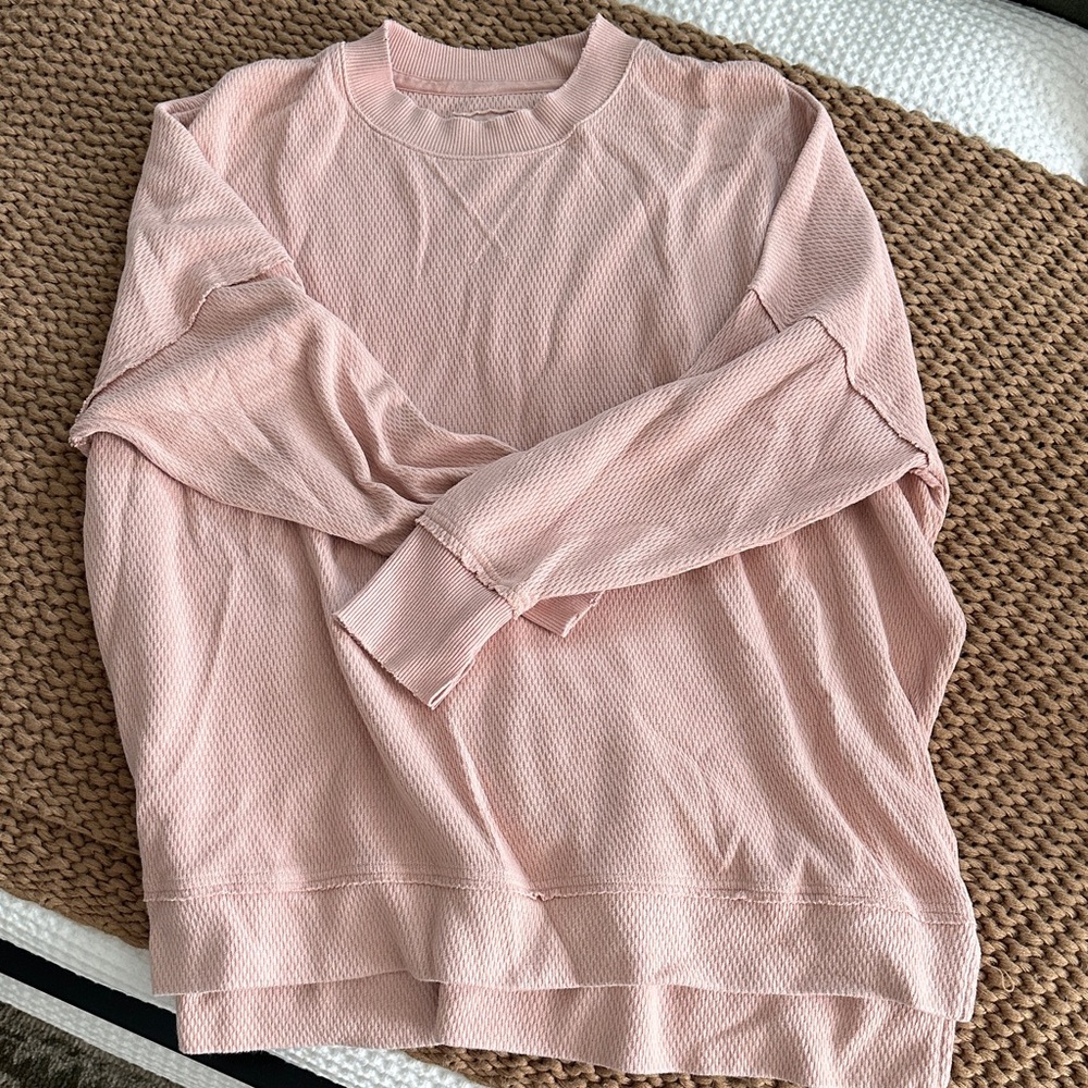 Aerie Light Pink Crew Neck Sweater